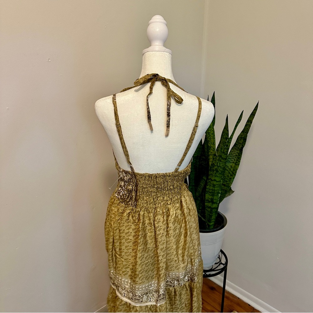 Junglee Billee | Tiered Halter Midi Dress - Picture 6 of 12